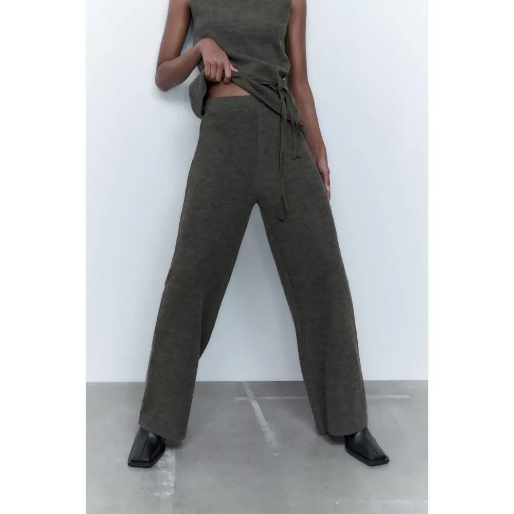 Zara Soft Pants - Picture 3 of 10